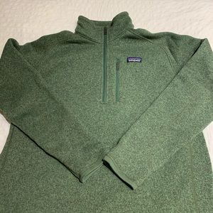 Men’s green Patagonia jacket